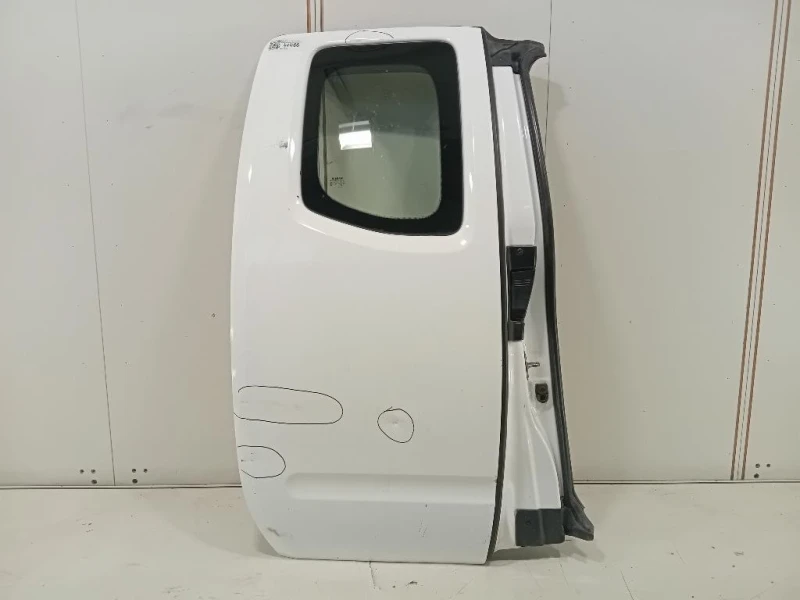 Porta POST DX 82100EB30J Nissan Navara 2010