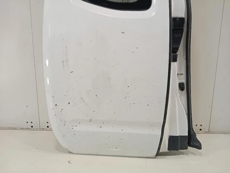 Porta POST DX 82100ZL40B Nissan Navara 2010