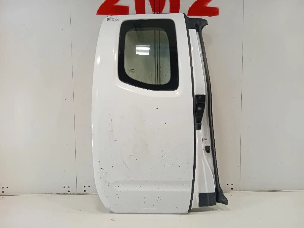 Porta POST DX 82100ZL40B Nissan Navara 2010