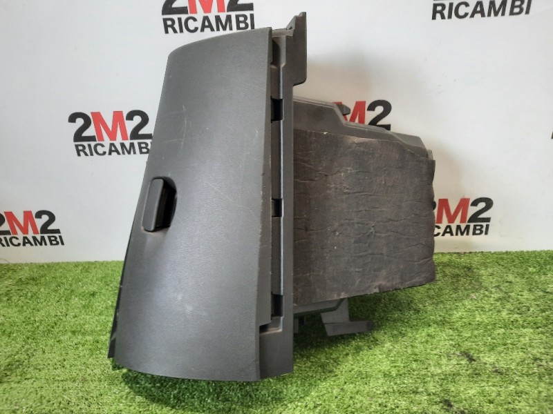 BOX Portaoggetti Completo 681080020R Renault Mégane III 2009