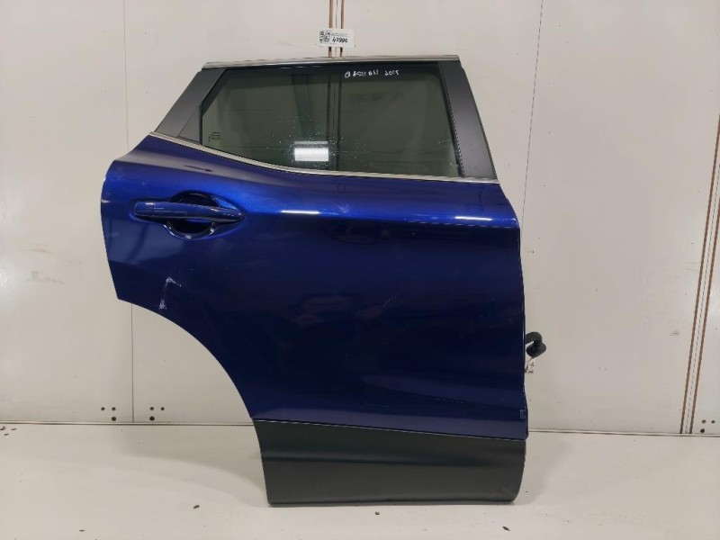 Paraurti POST 8W9807067A 8W9807511J Audi A4 8W5 Avant 2015