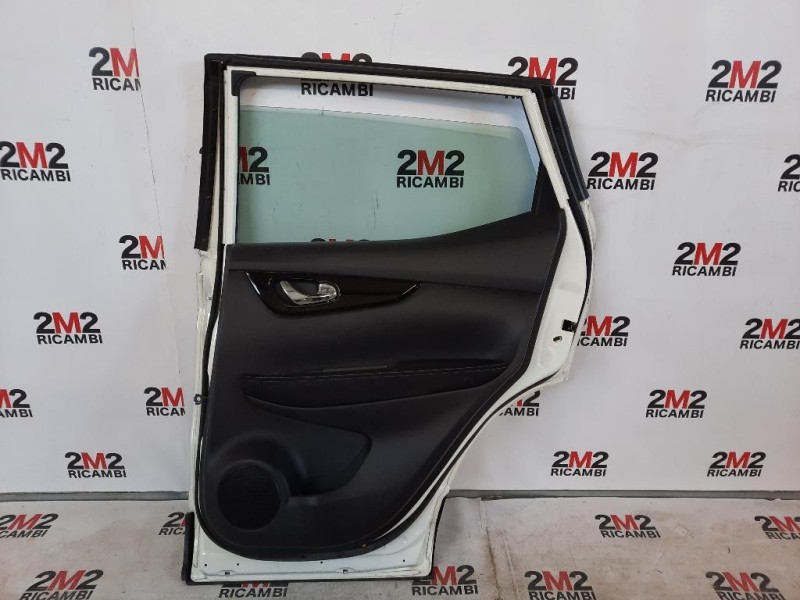 Paraurti POST 8W9807067A 8W9807511J Audi A4 8W5 Avant 2015