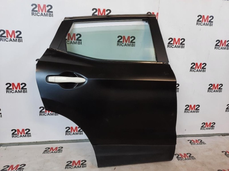 Paraurti POST 8W9807067A 8W9807511J Audi A4 8W5 Avant 2015
