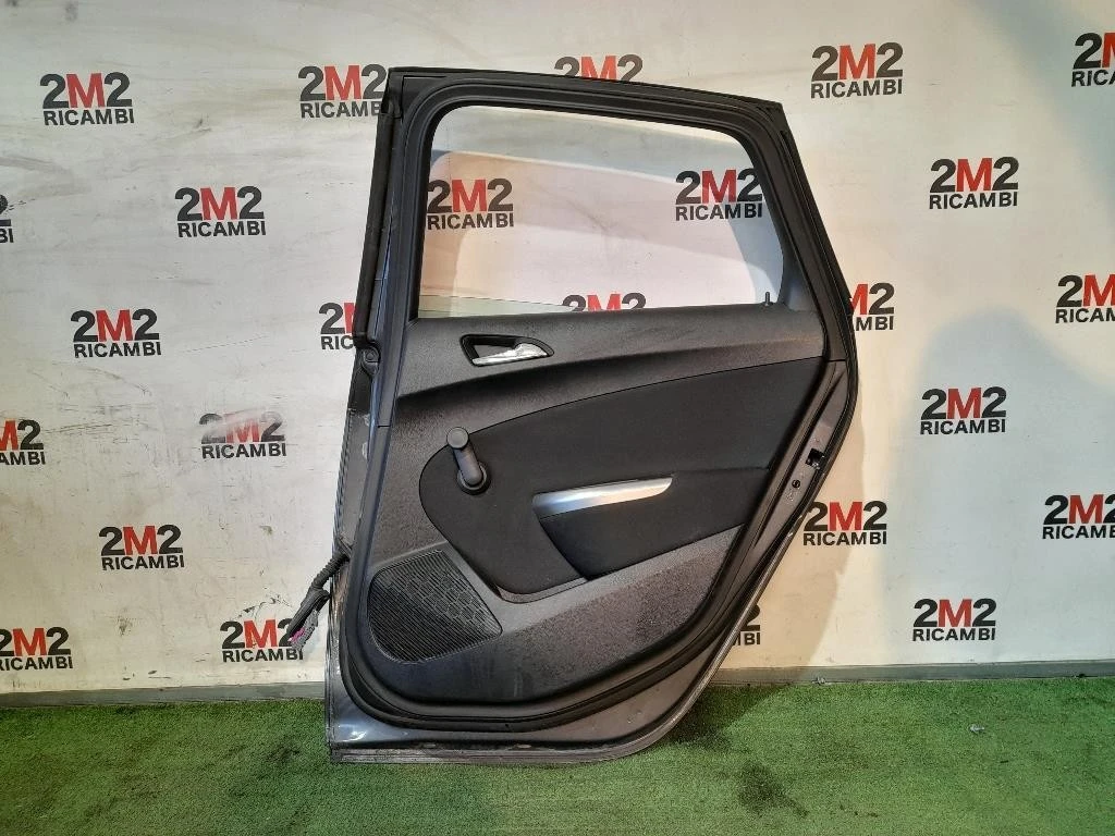 Porta POST DX 13285611 Opel Astra J 2010