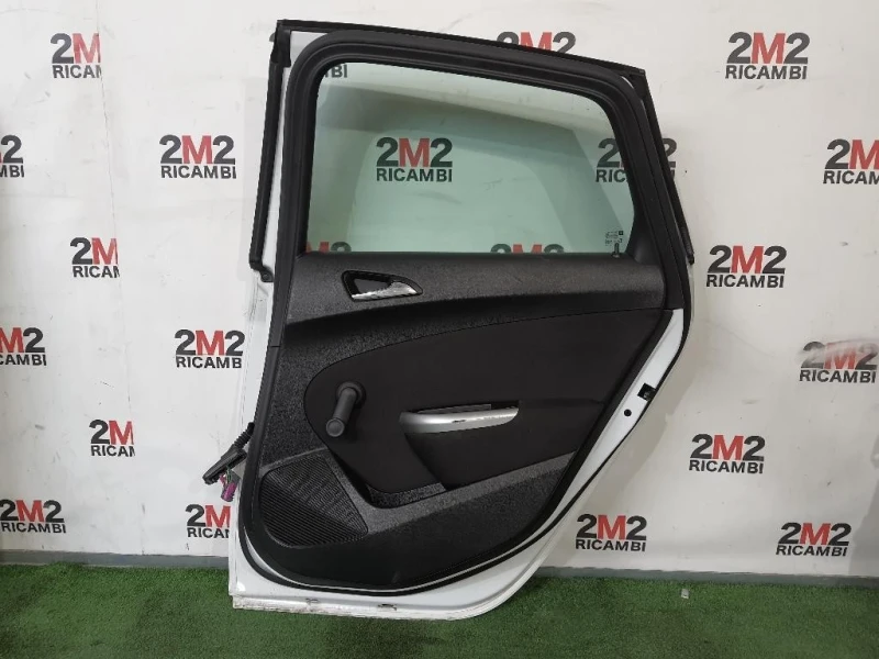 Porta POST DX NUDA 13285611 Opel Astra J 2010