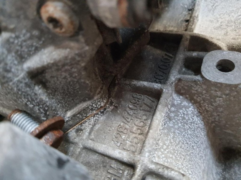 Cambio 24579784 Opel Corsa D 2010