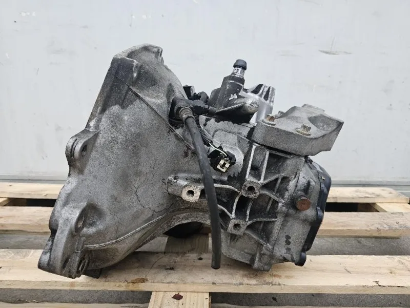 Cambio 24579784 Opel Corsa D 2011