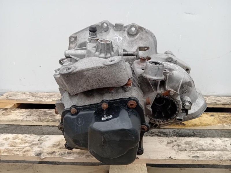 Cambio MDG 55565177 5 MARCE MANUALE Opel Corsa E 2014