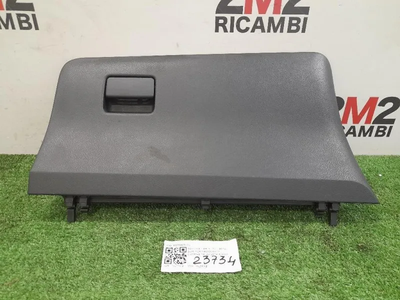 BOX Portaoggetti Completo 555500D170 Toyota Yaris IV 2014