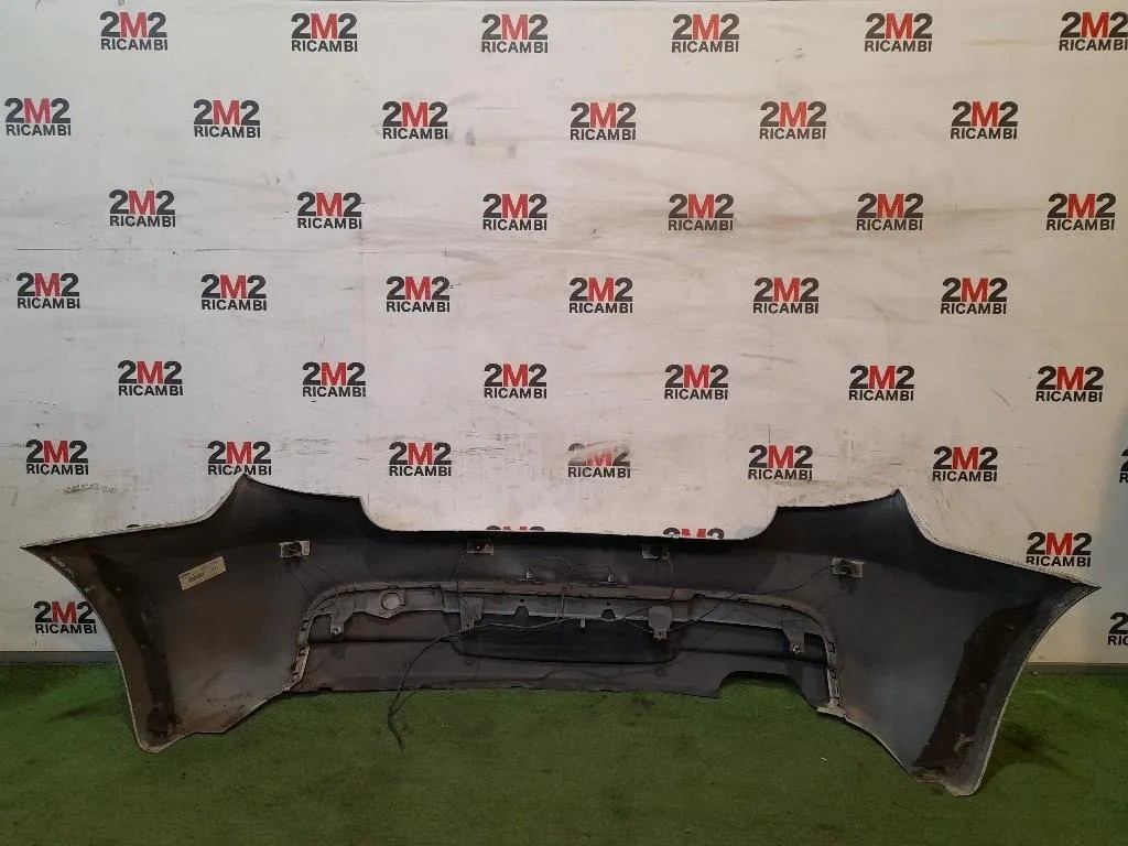 Paraurti POST  Bmw Serie 1 E87 Berlina 2005