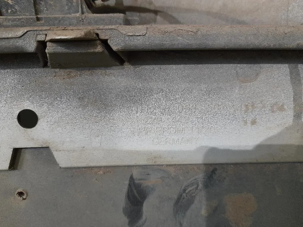 Paraurti POST  Bmw Serie 1 E87 Berlina 2005