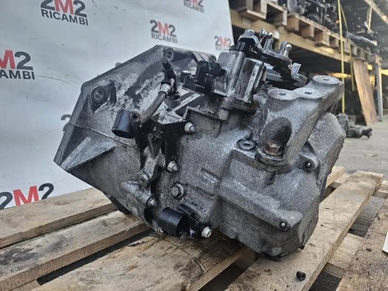 Cambio MYJ 6 MARCE MANUALE Opel Insignia A 2013