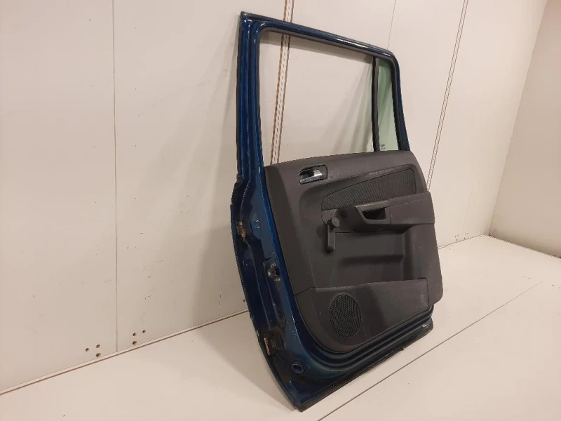 Porta POST DX 13203016 Opel Zafira B 2005