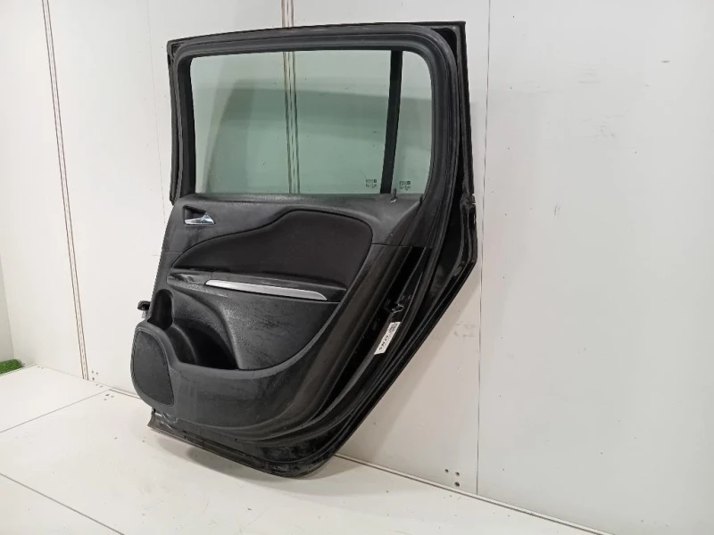 Porta POST DX Opel Zafira C 2012