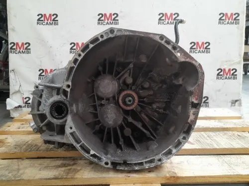 Cambio 93161928 Opel Vivaro A 2007