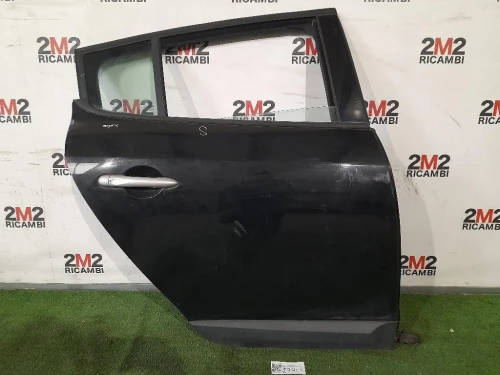 Porta POST DX 821006386R Renault Mégane III 2009