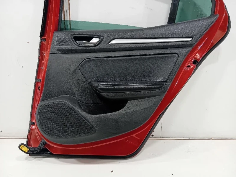 Porta POST DX 821001172R Renault Mégane IV 2016