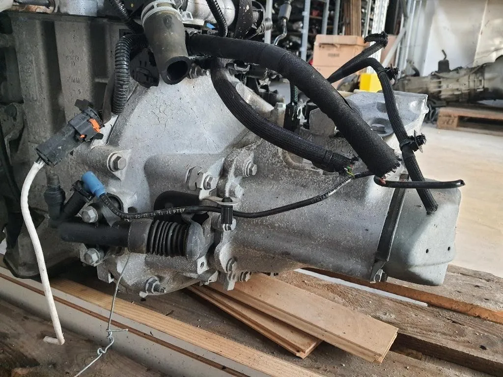 Cambio EB2F 9803846280 Peugeot 208 I 2015