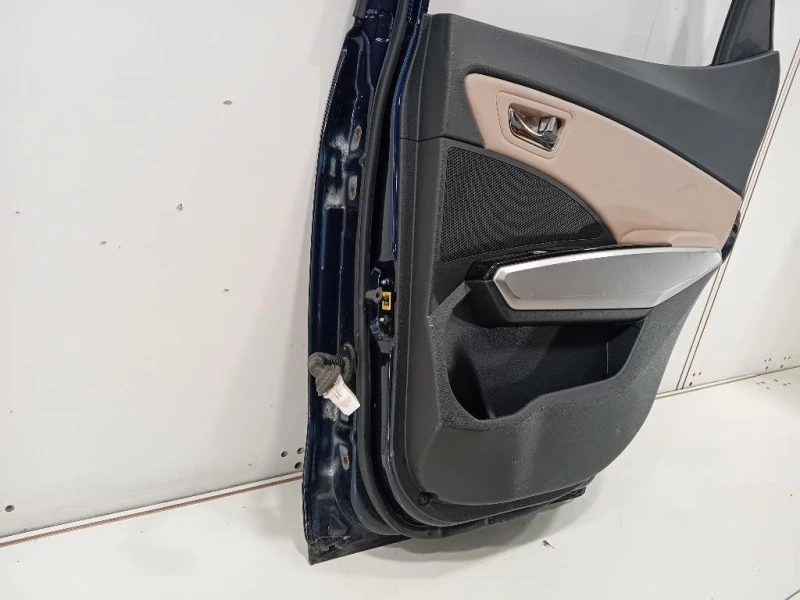 Porta POST DX 6302135002 Ssangyong Tivoli 2015