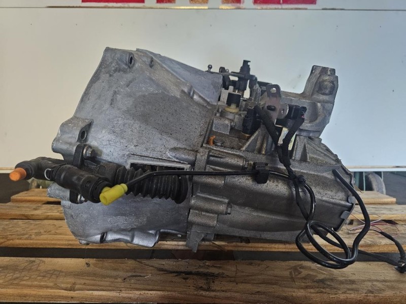 Cambio 9811243810 DV5RD 1631737680 Peugeot 308 II 2017