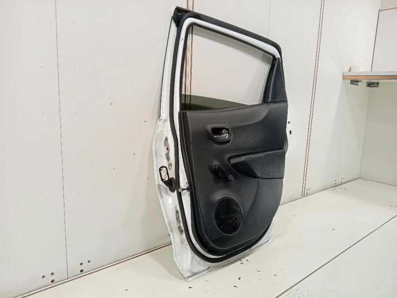 Porta POST DX 670030D190 Toyota Yaris IV 2012
