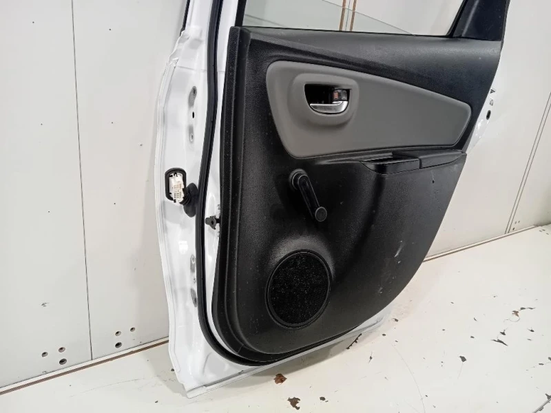 Porta POST DX 670030D190 Toyota Yaris IV 2014