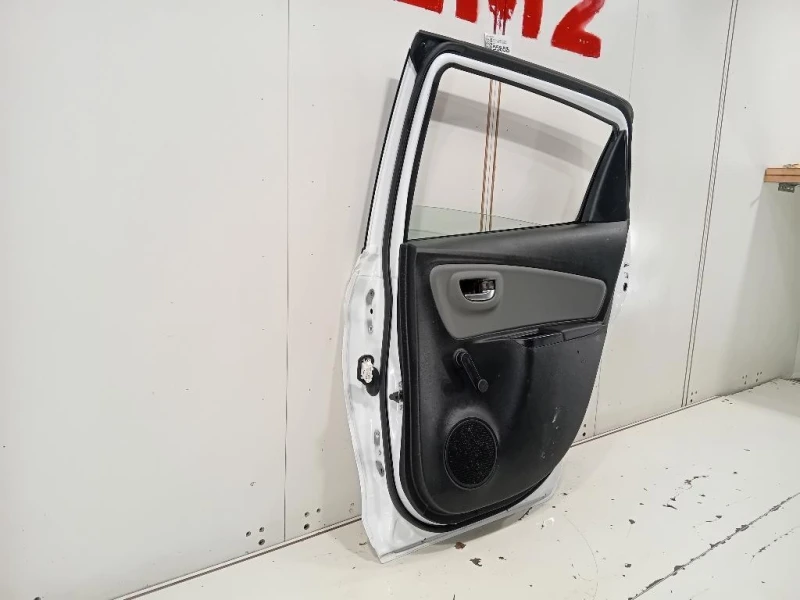 Porta POST DX 670030D190 Toyota Yaris IV 2014