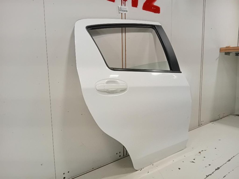 Porta POST DX 670030D190 Toyota Yaris IV 2014