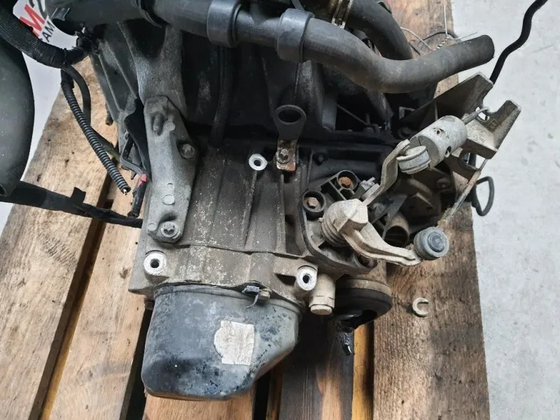 Cambio 820050888 SCATOLA Renault CLIO III 2006