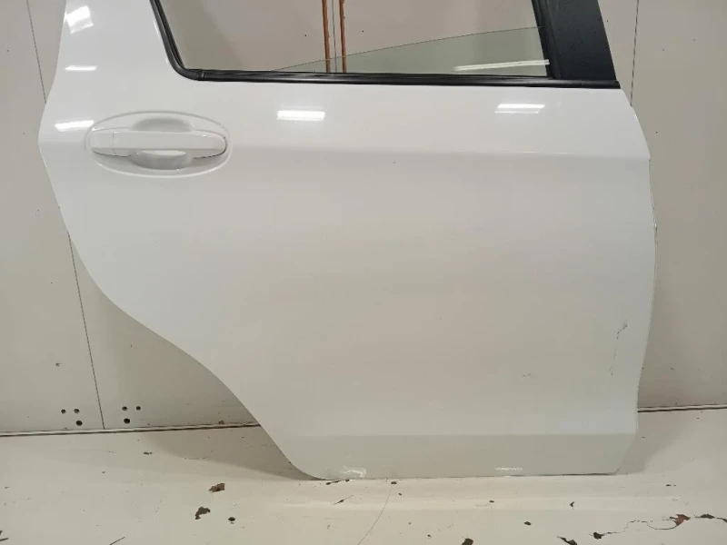 Porta POST DX 670030D190 Toyota Yaris IV 2014