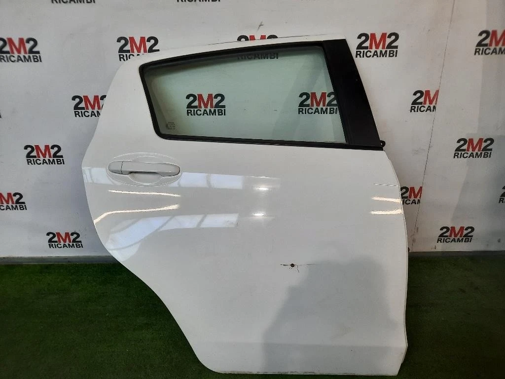 Porta POST DX 670030D190 Toyota Yaris IV 2014