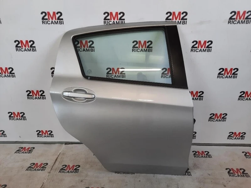 Porta POST DX 670030D190 Toyota Yaris IV 2017