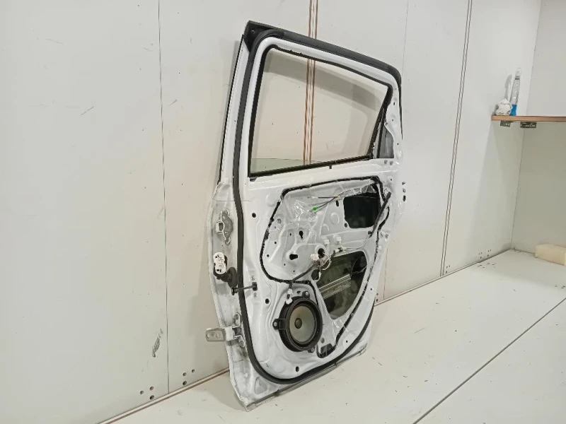 Porta POST DX 670030D190 Toyota Yaris IV 2017