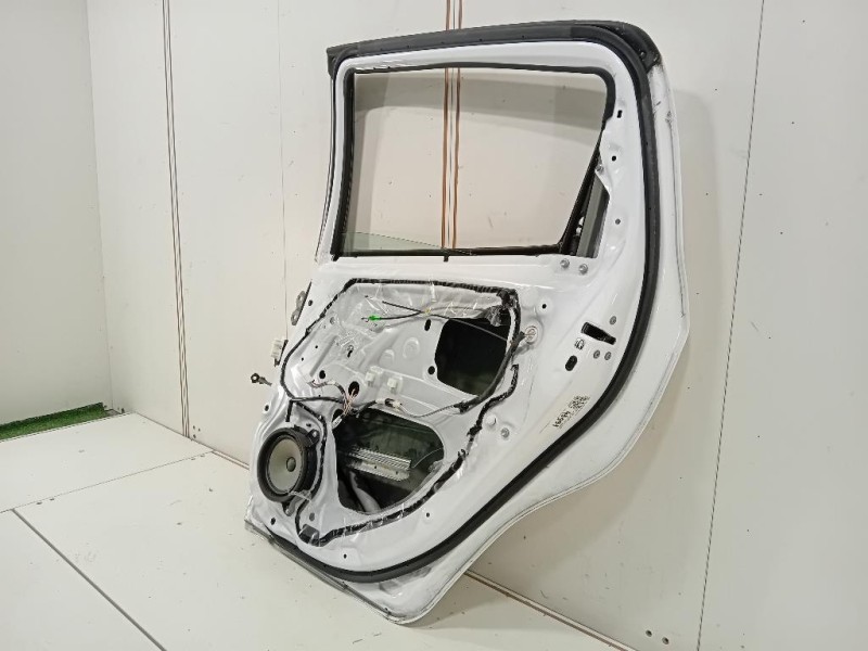 Porta POST DX 670030D190 Toyota Yaris IV 2017