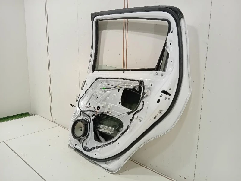 Porta POST DX 670030D190 Toyota Yaris IV 2017