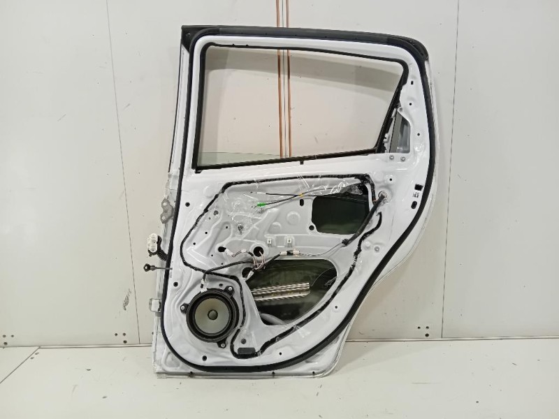 Porta POST DX 670030D190 Toyota Yaris IV 2017