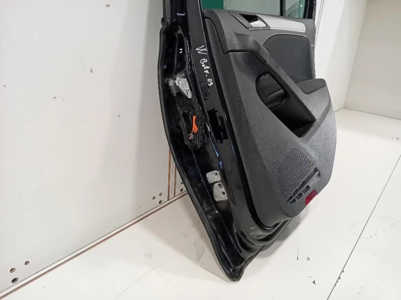 Porta POST DX 5K6833056J Volkswagen GOLF VI 2009