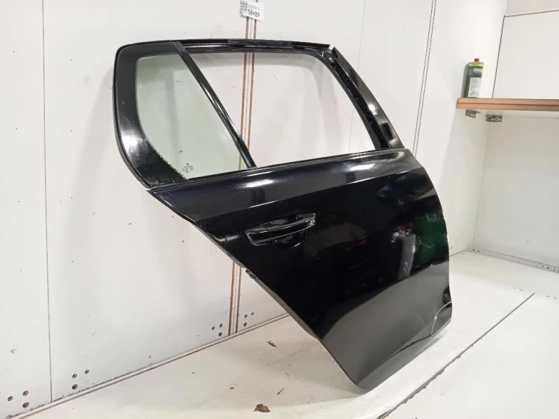 Porta POST DX 5K6833312 Volkswagen GOLF VI 2009