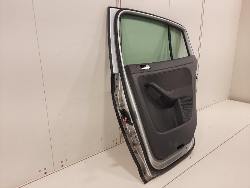 Porta POST DX 5M0833106B Volkswagen GOLF PLUS I 2004