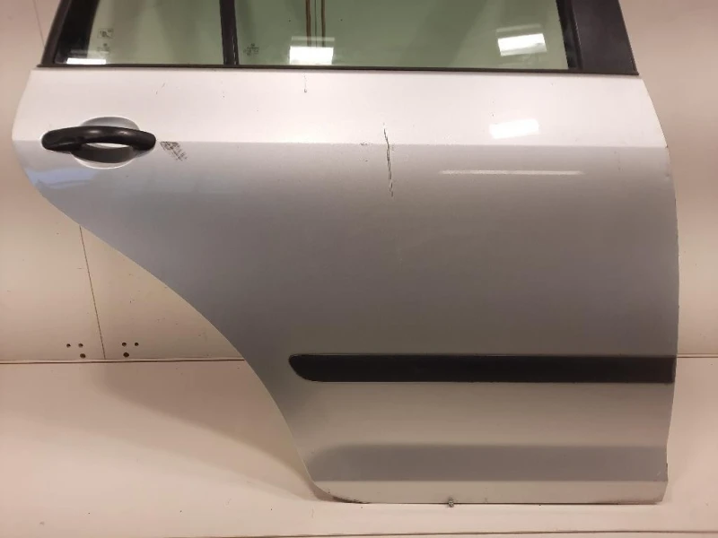 Porta POST DX 5M0833106B Volkswagen GOLF PLUS I 2004