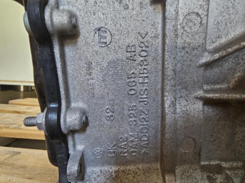 Cambio UBS CAMBIO DKLD UUE 0CW 300 050 C 005 Skoda Fabia NJ3 2018