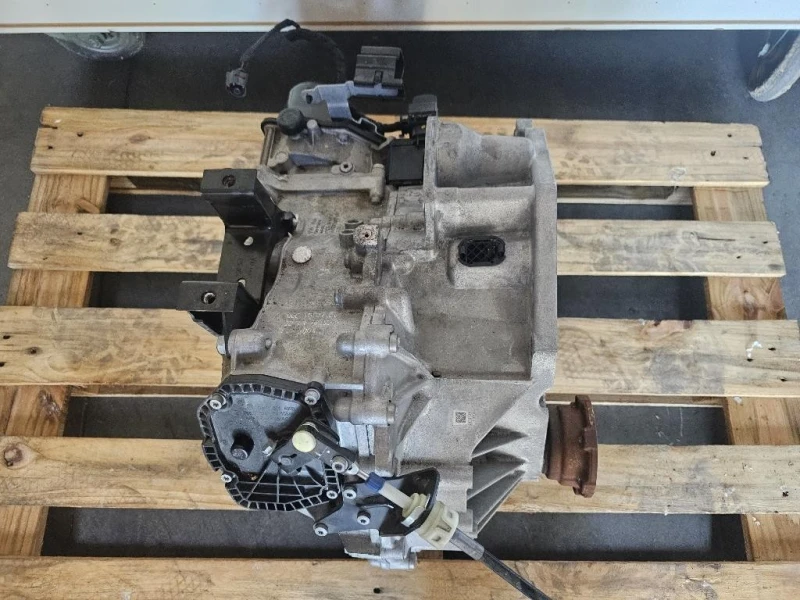 Cambio UBS CAMBIO DKLD UUE 0CW 300 050 C 005 Skoda Fabia NJ3 2018