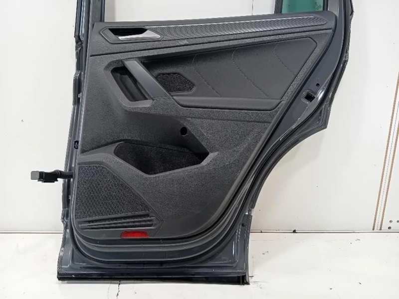 Porta POST DX 5N0833056A Volkswagen Tiguan I 2011