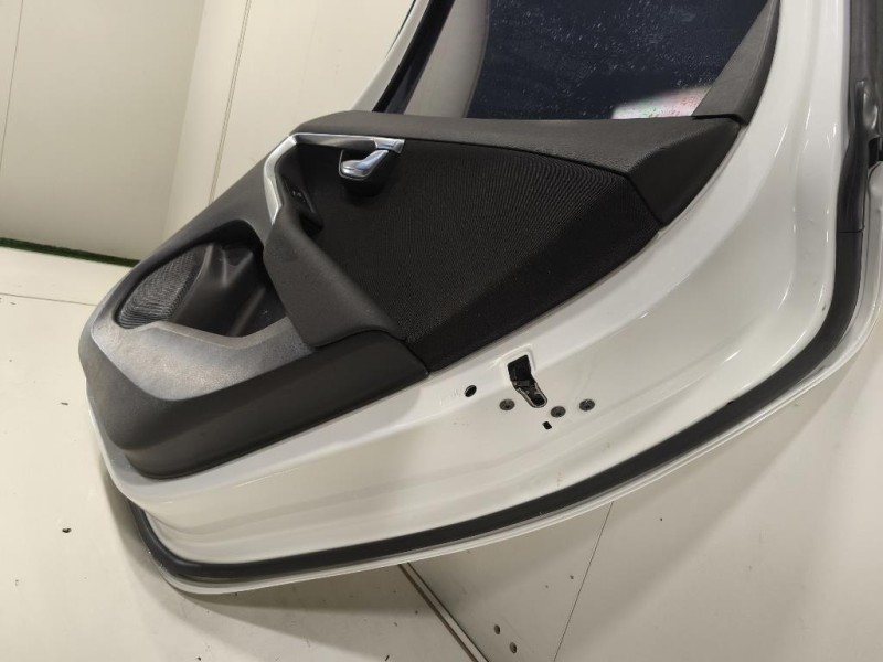 Porta POST DX 31424671 Volvo V40 II 2012