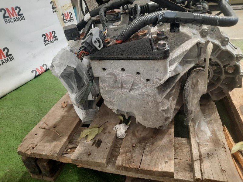 Cambio 3102035020 6 MARCE MANUALE 000989830110 Ssangyong Tivoli 2015