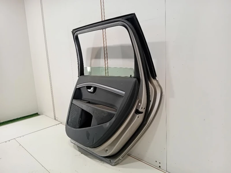 Porta POST DX 31335626 Volvo V70 III 2013