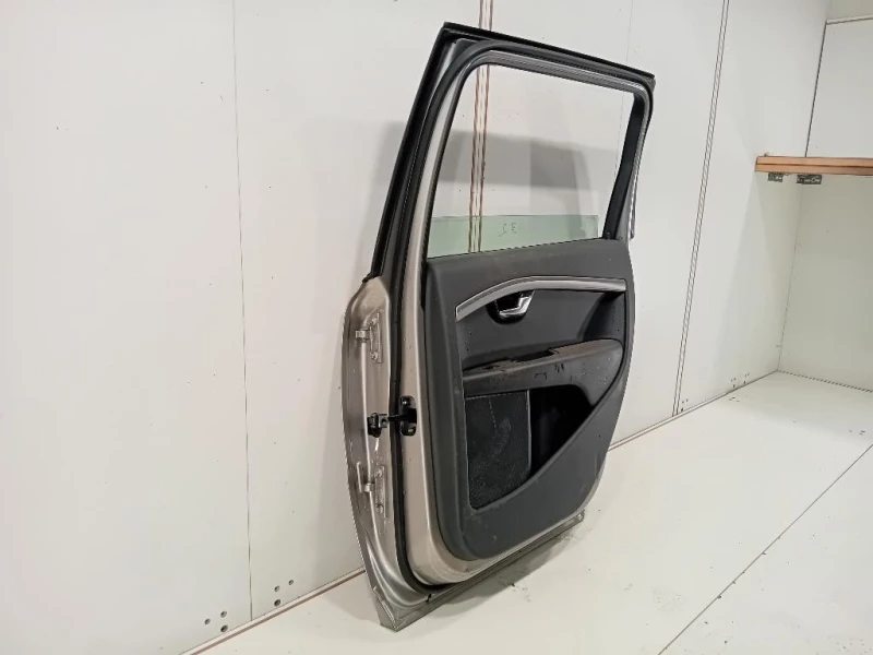 Porta POST DX 31335626 Volvo V70 III 2013