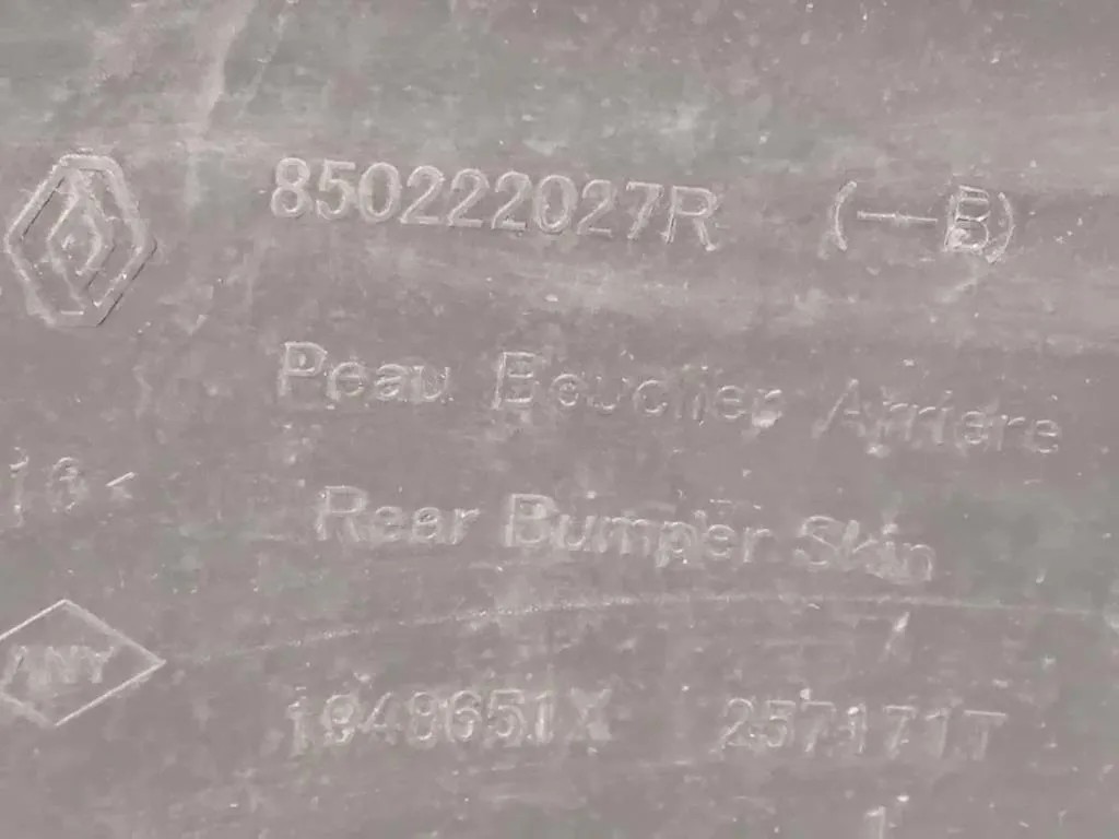 Paraurti POST 850222027R Dacia Duster II 2018