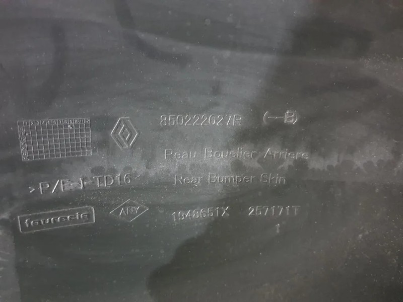 Paraurti POST 850222027R Dacia Duster II 2018