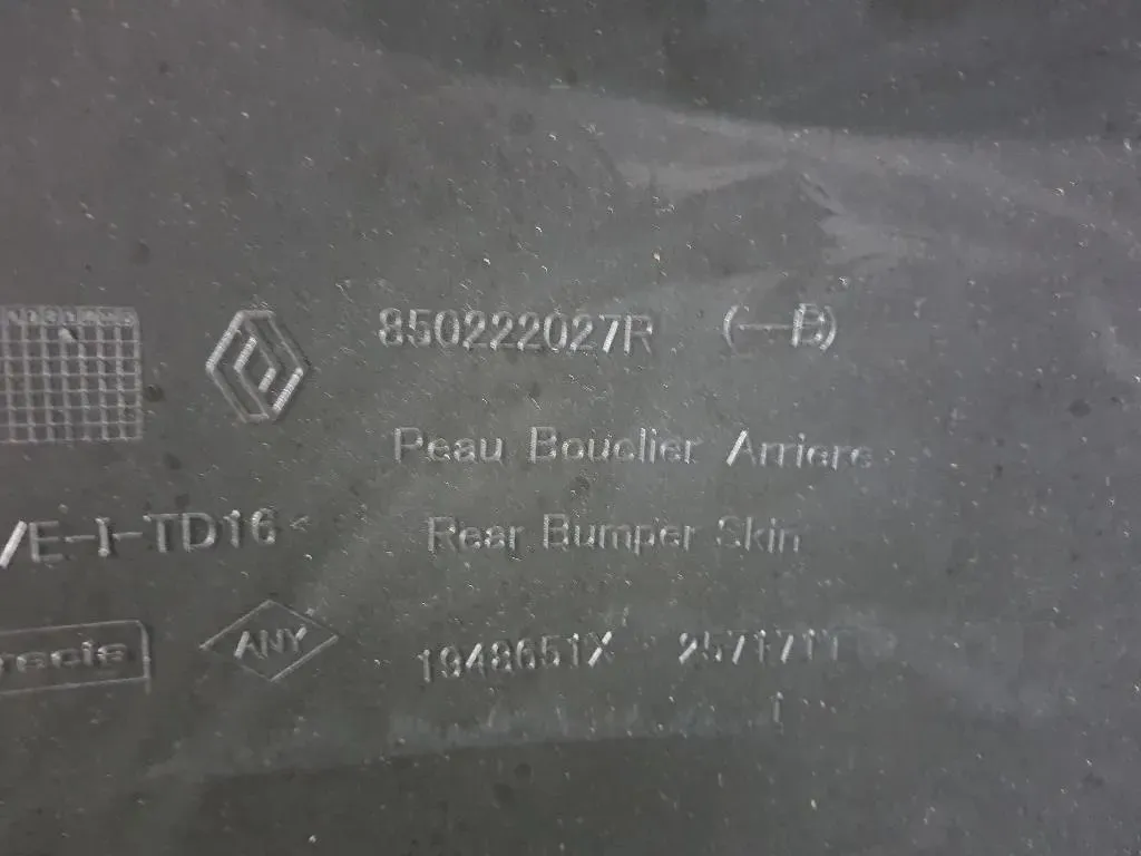 Paraurti POST 850222027R Dacia Duster II 2018